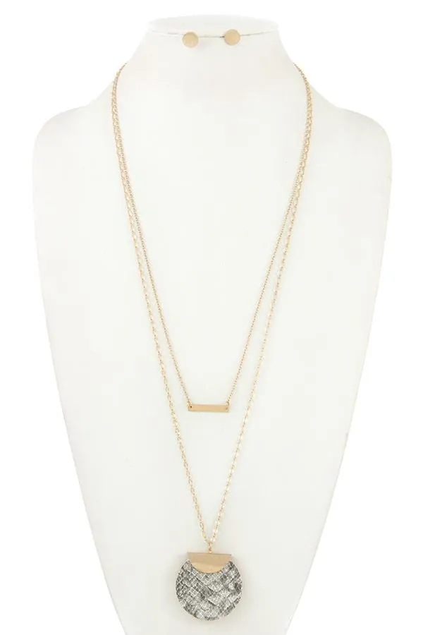 Reptile print and bar pendant long necklace set