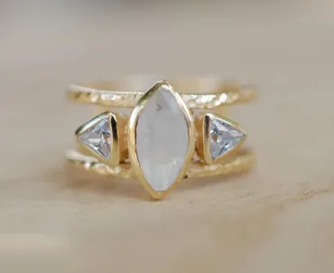 Suzany Ring