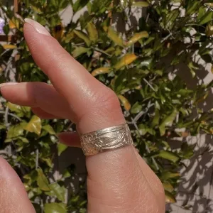 Thick Floral Band